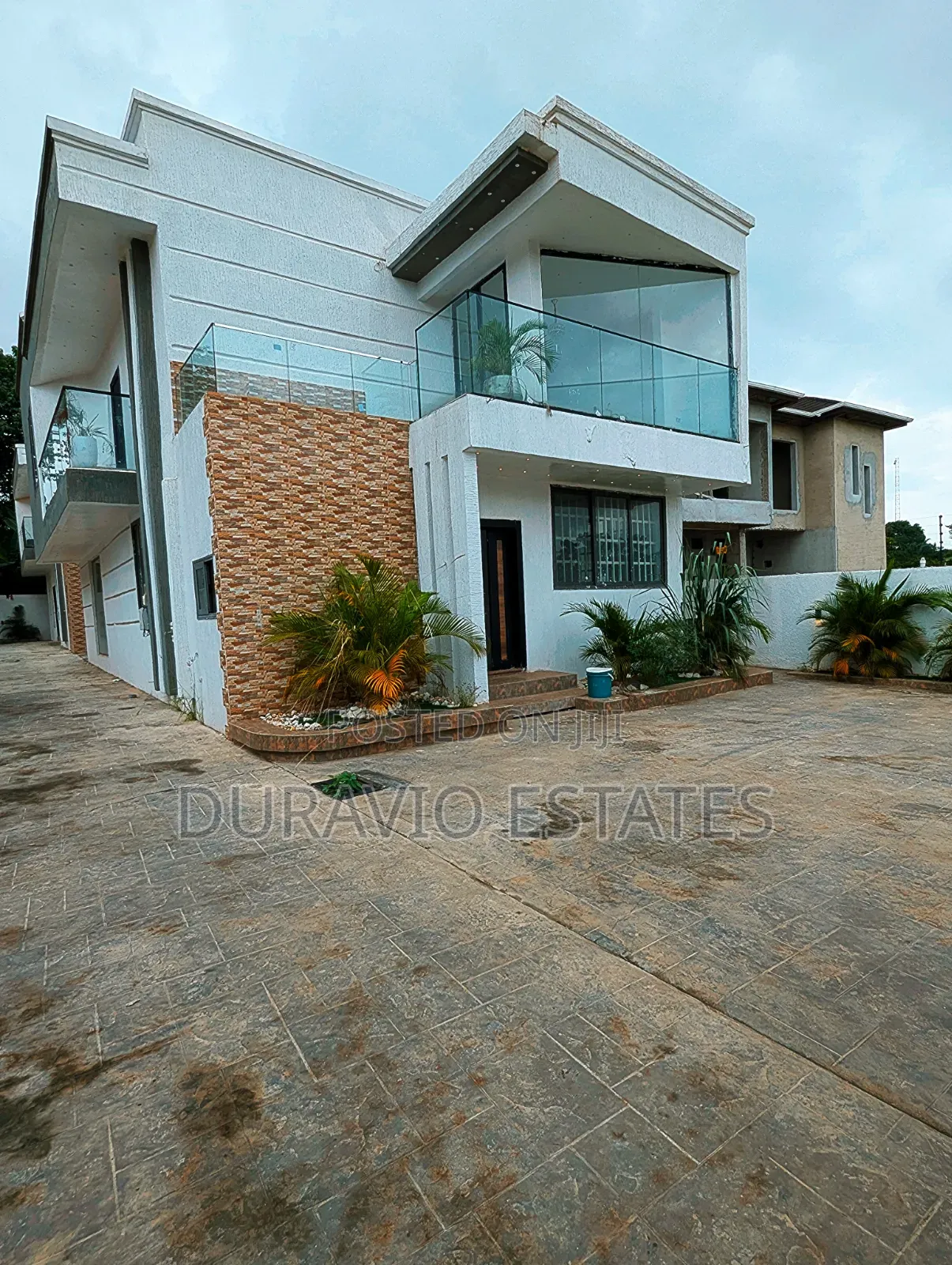 3bdrm House in Kwadaso Agric, Kumasi Metropolitan for sale