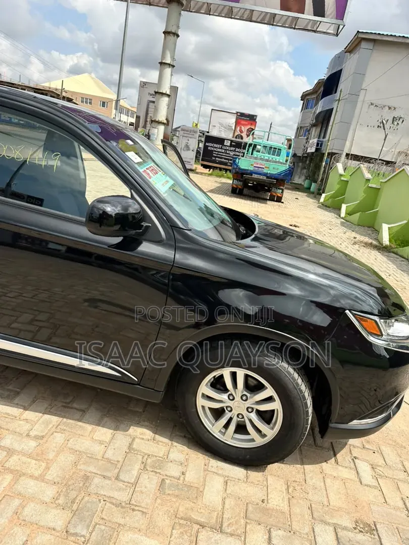 Mitsubishi Outlander 2019 Brown