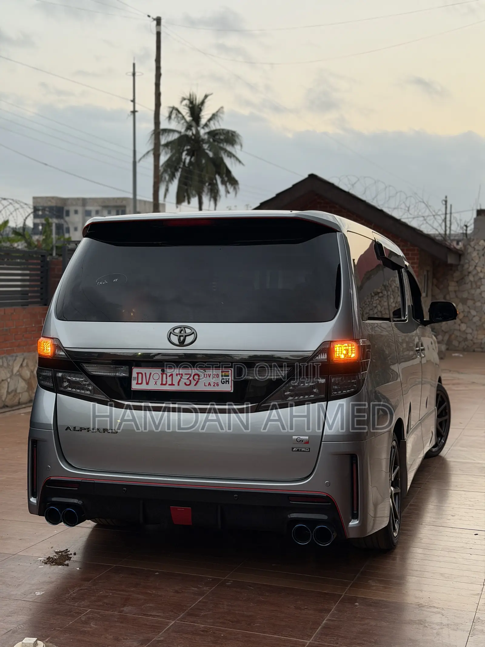 Toyota Alphard 2.4 Petrol FWD 2014 Gray