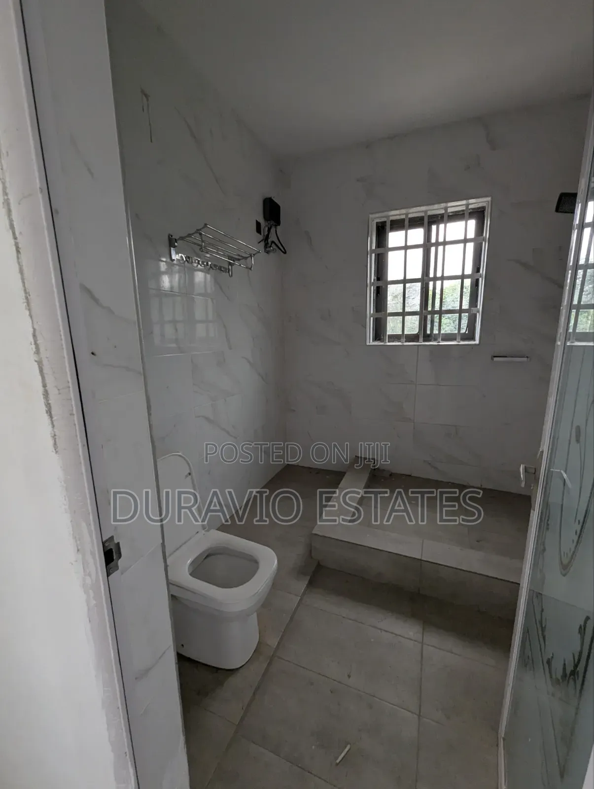 4bdrm House in Kwadaso Agric, Kumasi Metropolitan for sale