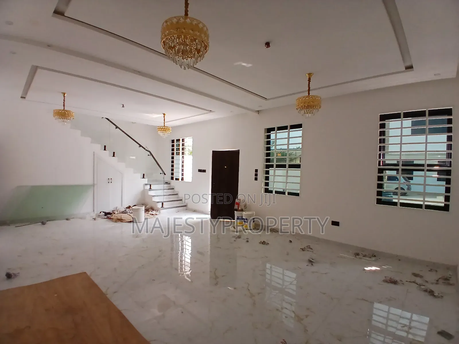 4bdrm Duplex in Batsona, Baatsona Total for sale