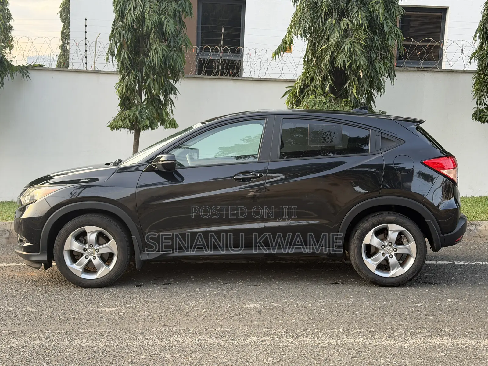 Honda HR-V 4dr SUV (1.5L 4cyl CVT) 2016 Black