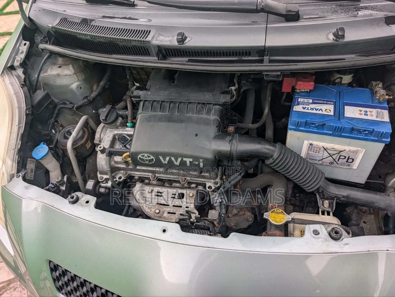 Toyota Yaris 2010 Gray