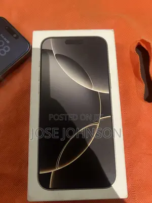 New Apple iPhone 16 Pro Max 256 GB Black