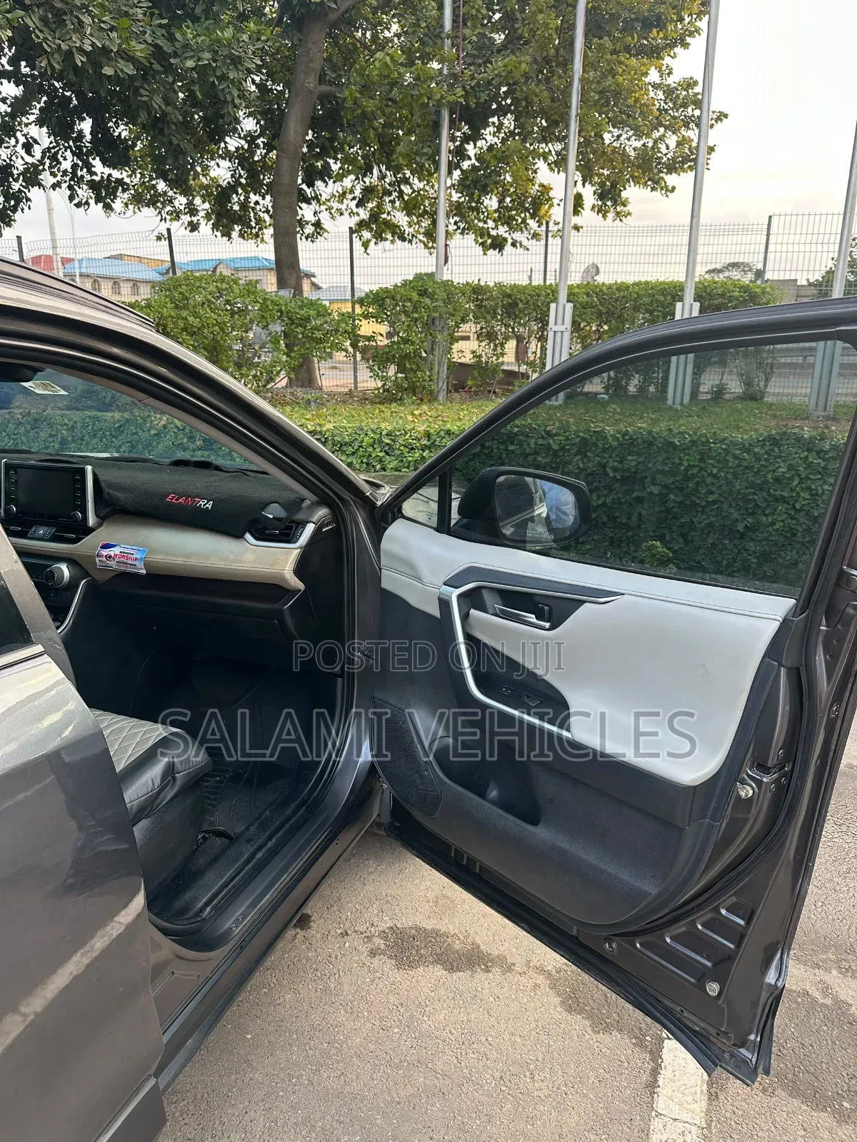 Toyota RAV4 2021