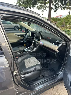 Toyota RAV4 2021