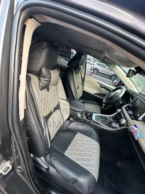 Toyota RAV4 2021