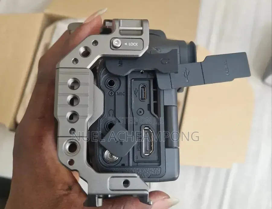 Canon R5 Mark II UK Model, SmallRig HawkLock Cage, Canon RF-EF Adapt.