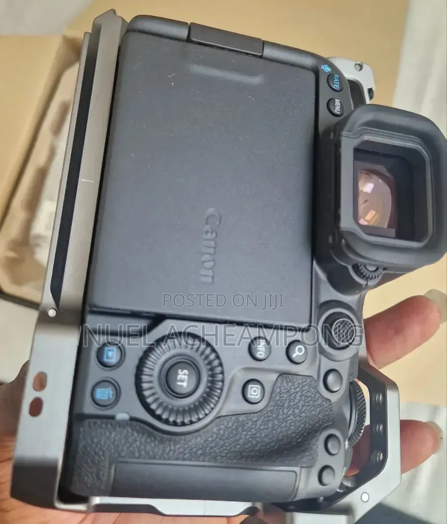 Canon R5 Mark II UK Model, SmallRig HawkLock Cage, Canon RF-EF Adapt.