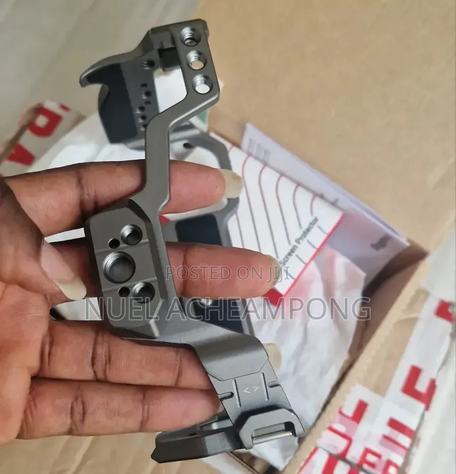 Canon R5 Mark II UK Model, SmallRig HawkLock Cage, Canon RF-EF Adapt.