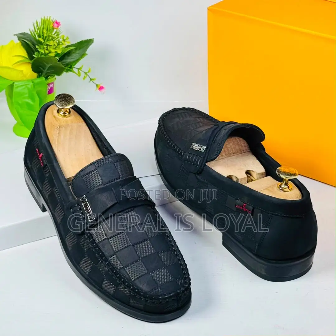Louis Vuitton Black Leather Bricks Men’s Loafers