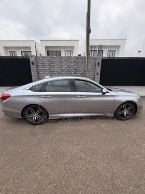 Honda Accord Touring 2.0T 2021 Silver