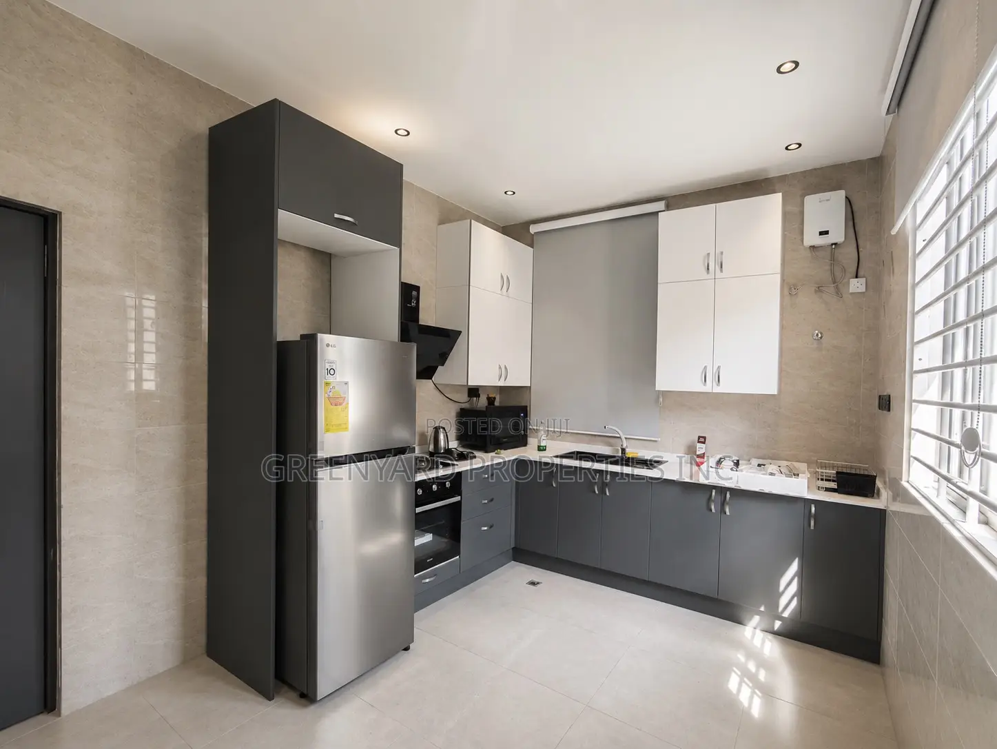 Furnished 2bdrm Apartment in A&C Mall, East Legon for rent