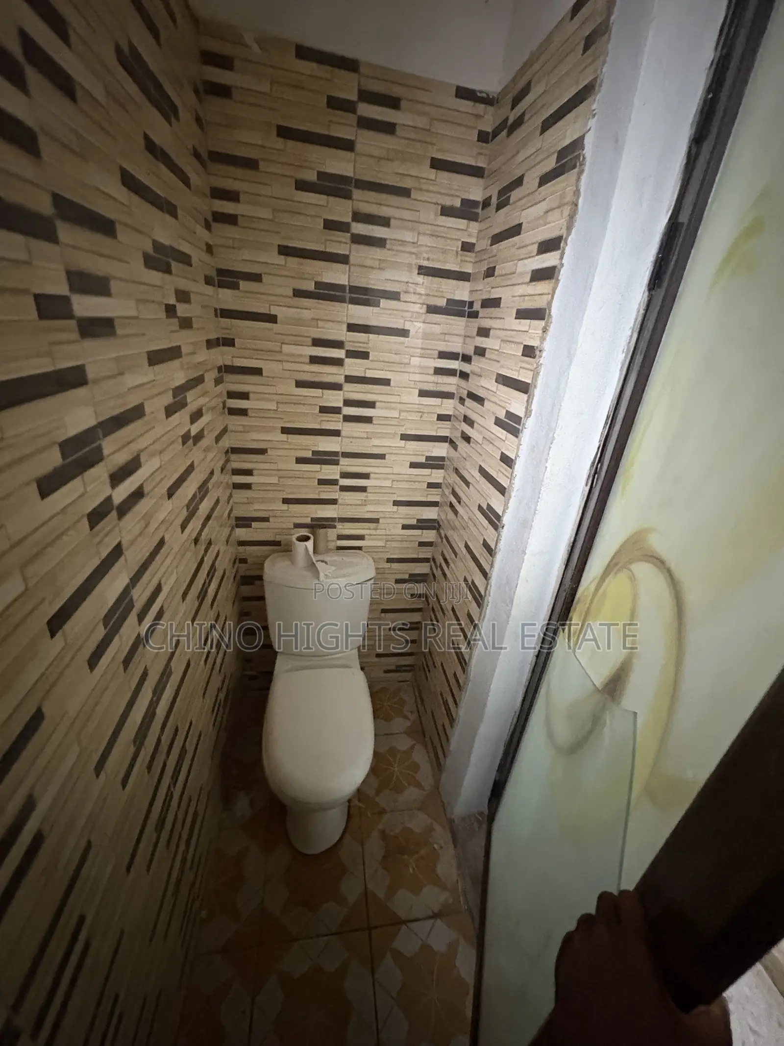 2bdrm Apartment in White Estate, Tema Metropolitan for rent
