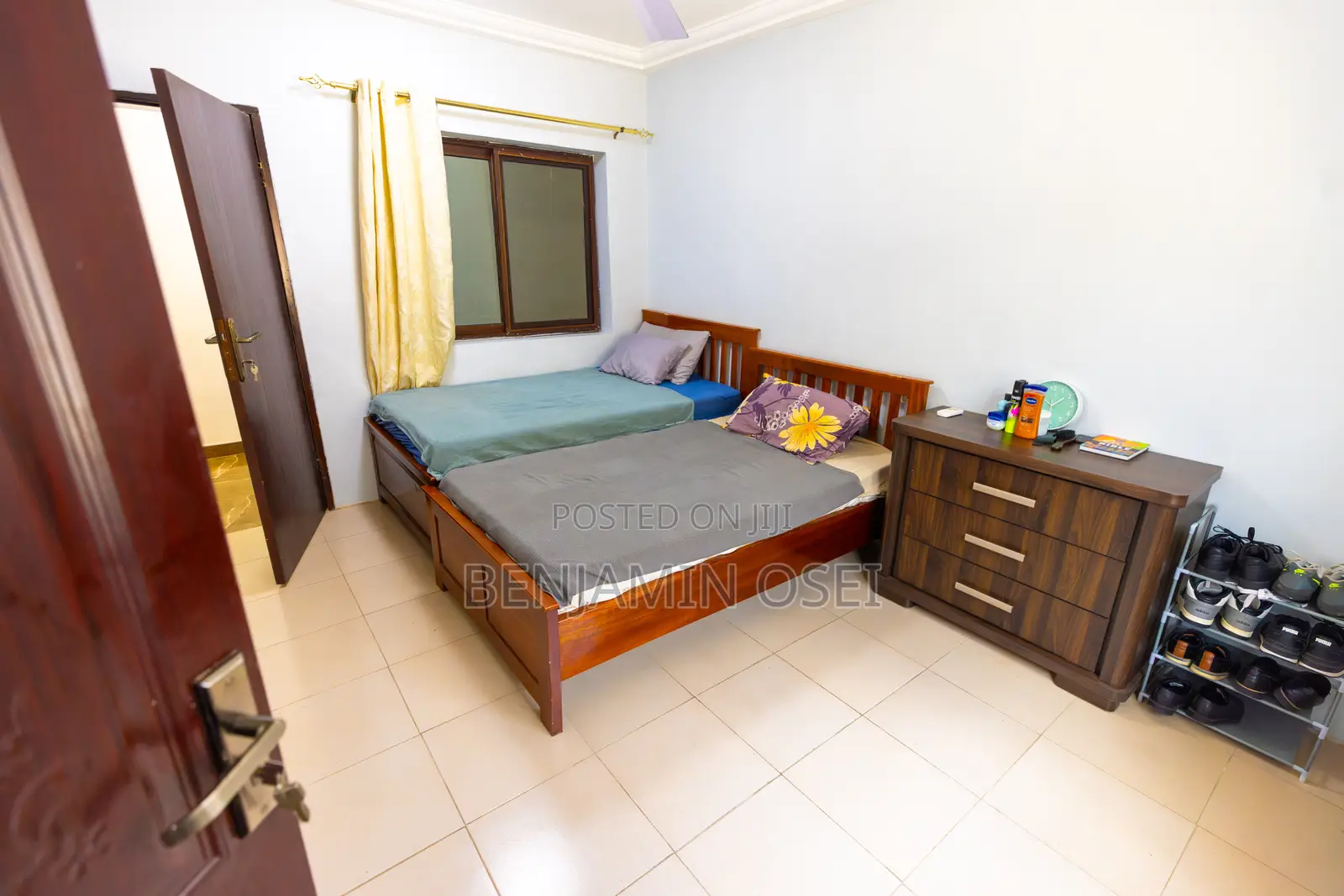 3bdrm House in Oak Villa Estate, Accra Metropolitan for sale