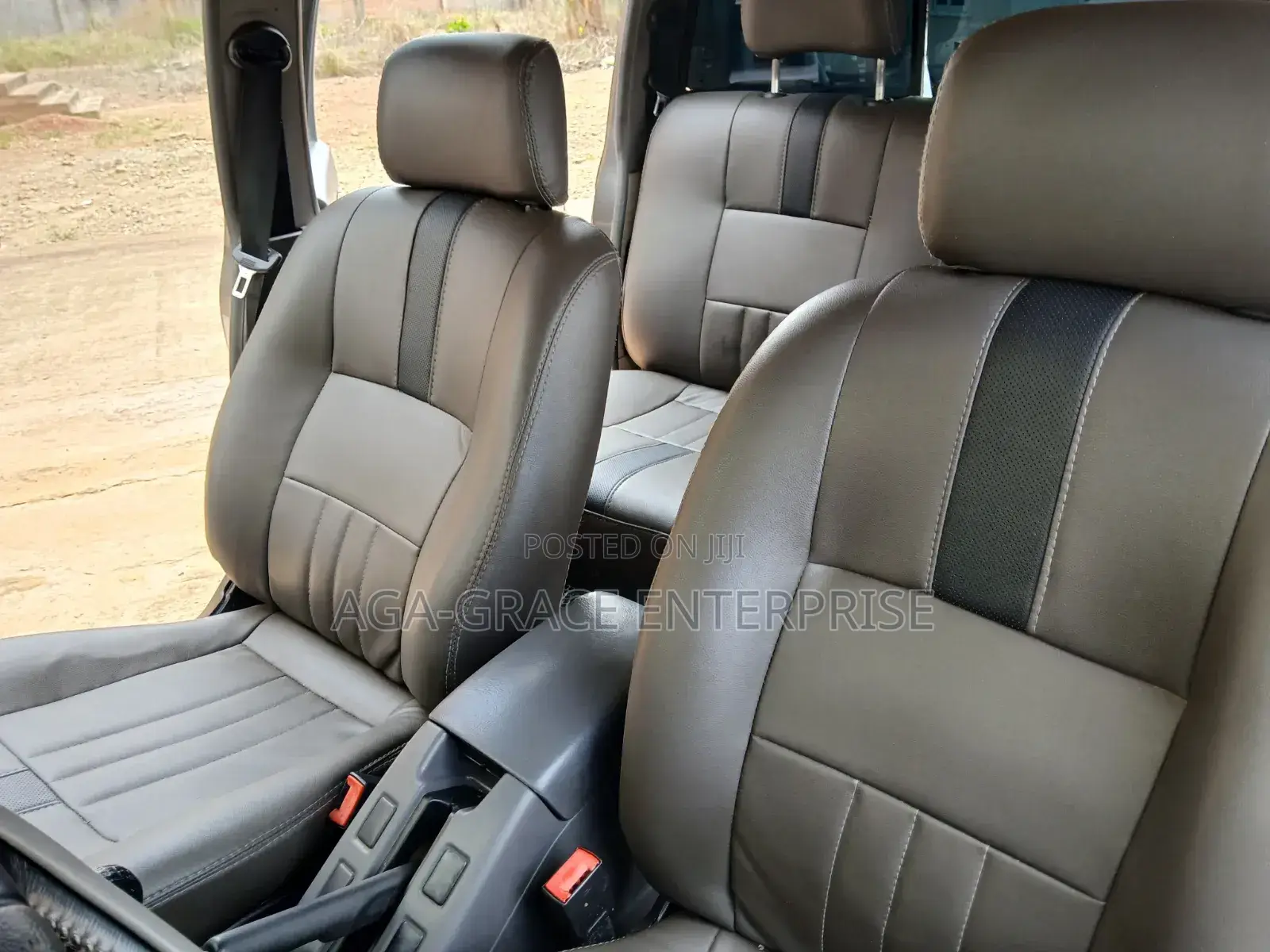 Nissan Hardbody 2019 Gray