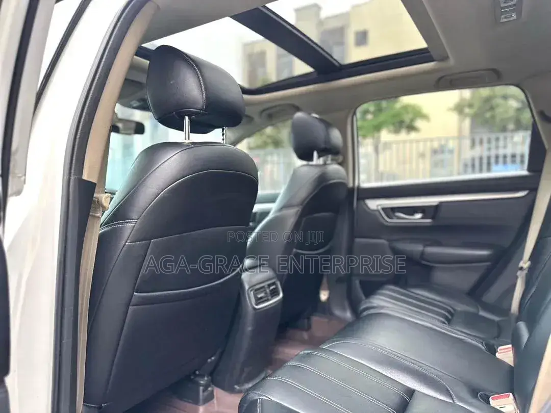 Honda CR-V 2019 White