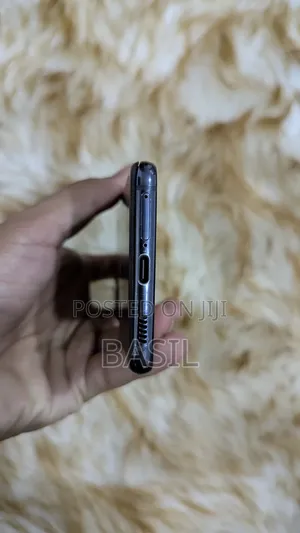 New Samsung Galaxy S21 5G 128 GB Black