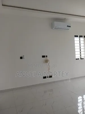 4bdrm House in Sakumono Estates, Accra Metropolitan for sale