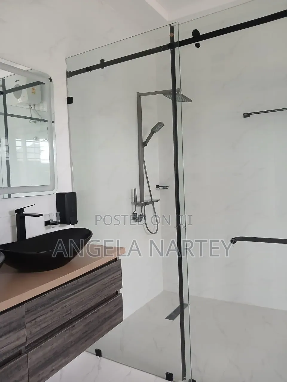 4bdrm House in Sakumono Estates, Accra Metropolitan for sale