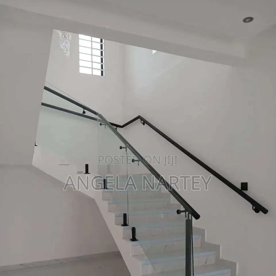 4bdrm House in Sakumono Estates, Accra Metropolitan for sale