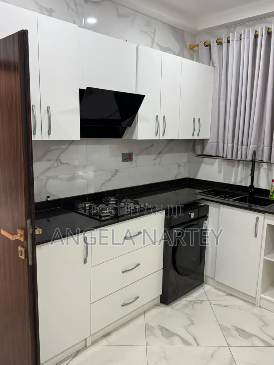 Furnished 4bdrm House in -East Legon Main, Accra Metropolitan for sale