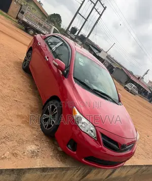 Toyota Corolla LE 4dr Sedan (1.8L 4cyl 4A) 2012 Red