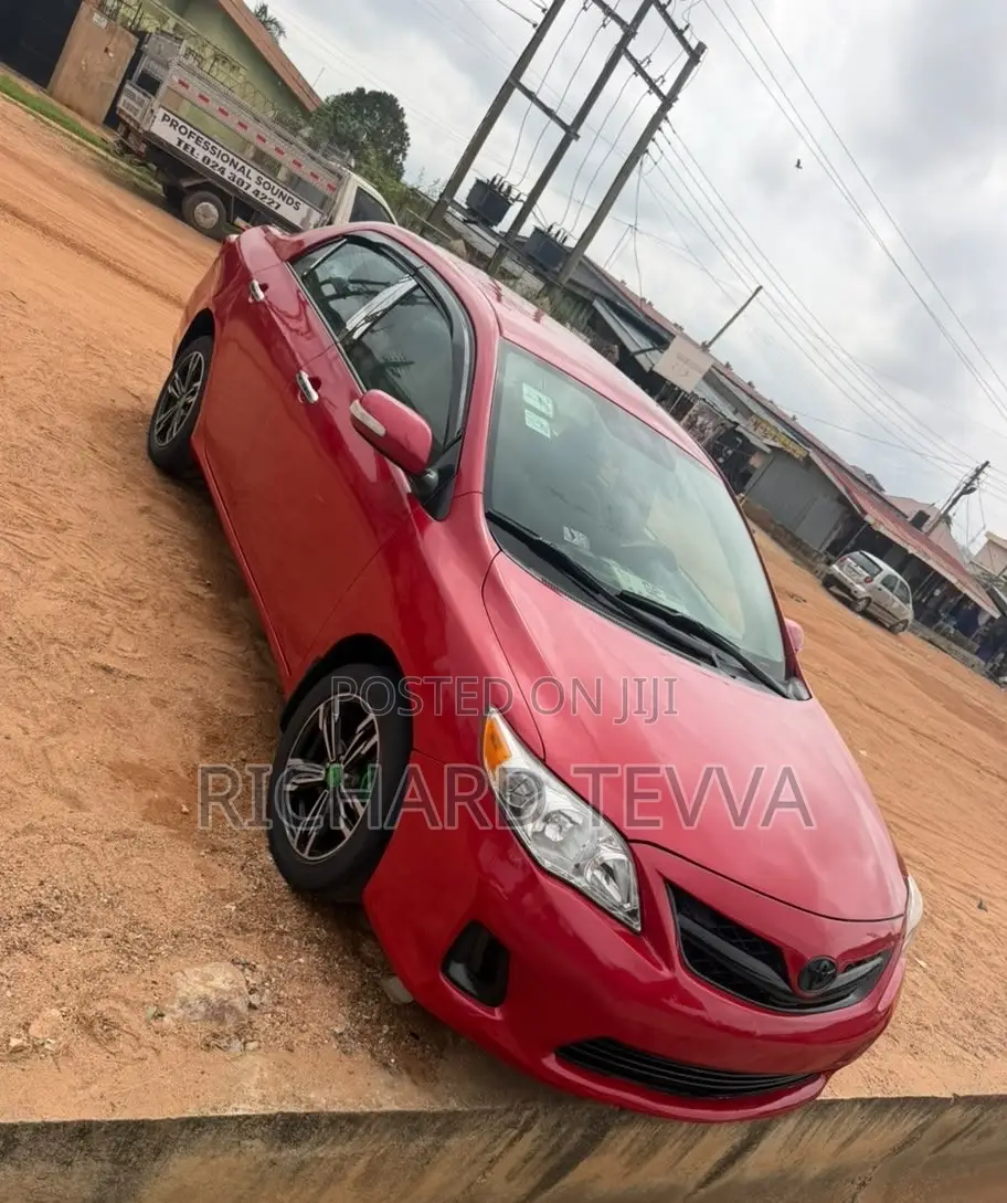 Toyota Corolla LE 4dr Sedan (1.8L 4cyl 4A) 2012 Red