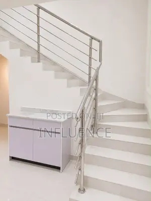 3bdrm House in Lakeside, East Legon for sale