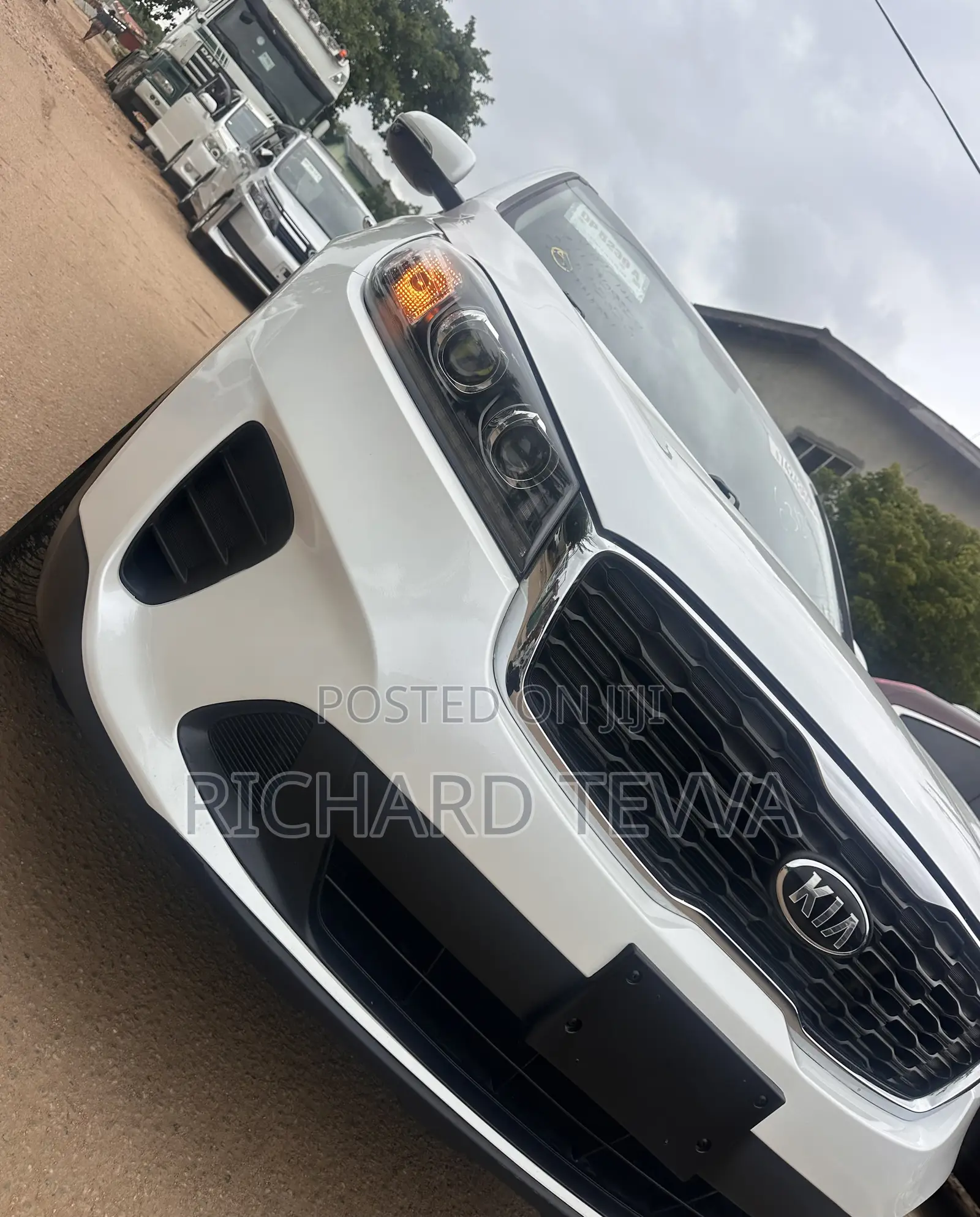 Kia Sorento 2.4L LX AWD 2020 White