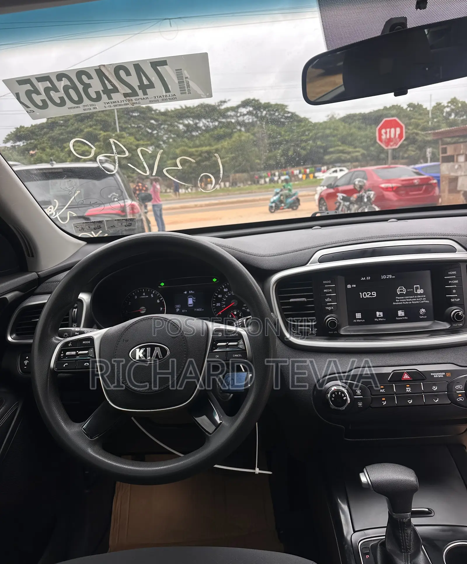 Kia Sorento 2.4L LX AWD 2020 White