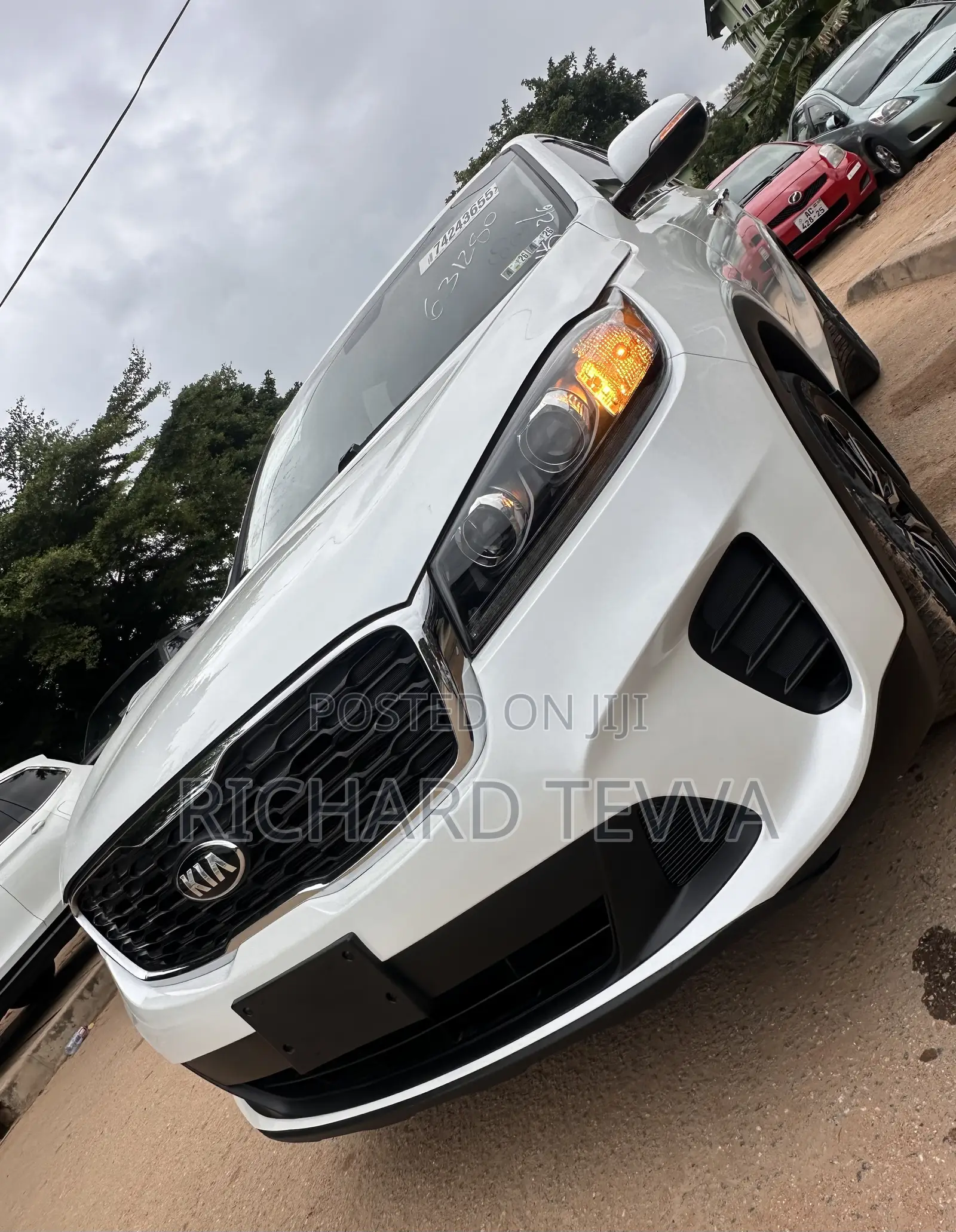 Kia Sorento 2.4L LX AWD 2020 White