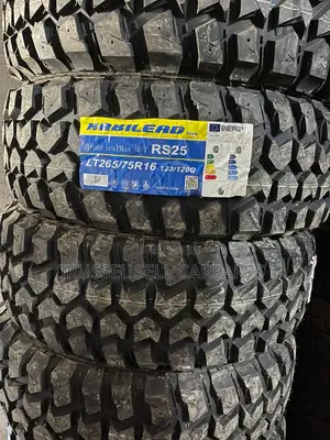 Toyota Land Cruiser LT265/75R16 Tyre