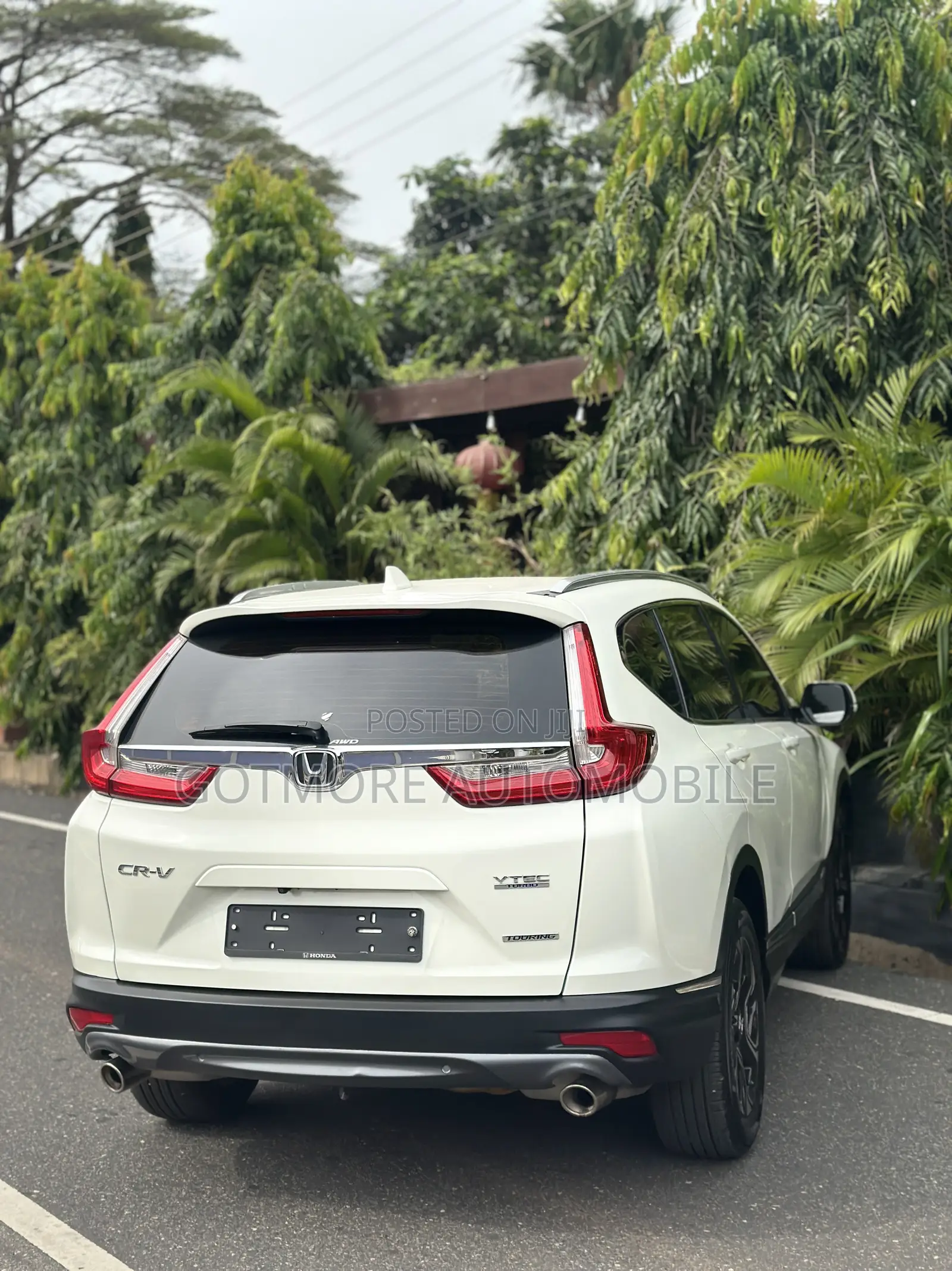 Honda CR-V Touring 4dr SUV AWD (1.5L 4cyl CVT) 2017 White
