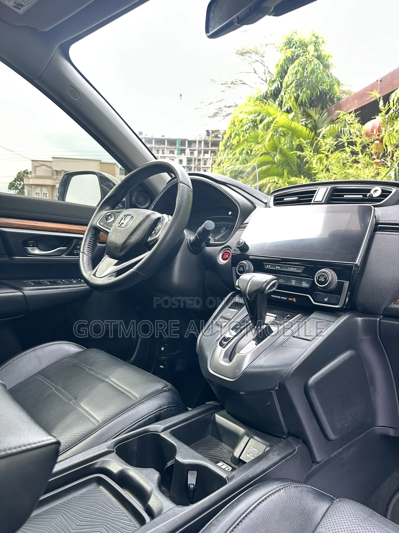 Honda CR-V Touring 4dr SUV AWD (1.5L 4cyl CVT) 2017 White