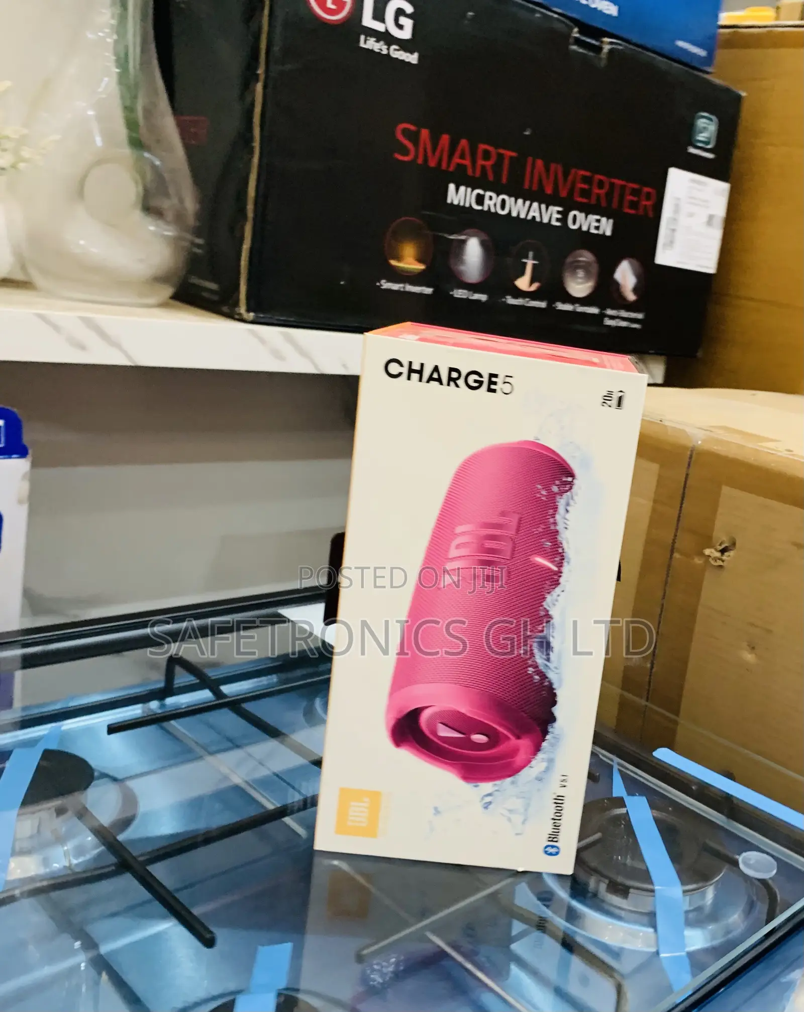 Massive JBL CHARGE 5 - Portable Bluetooth Speaker