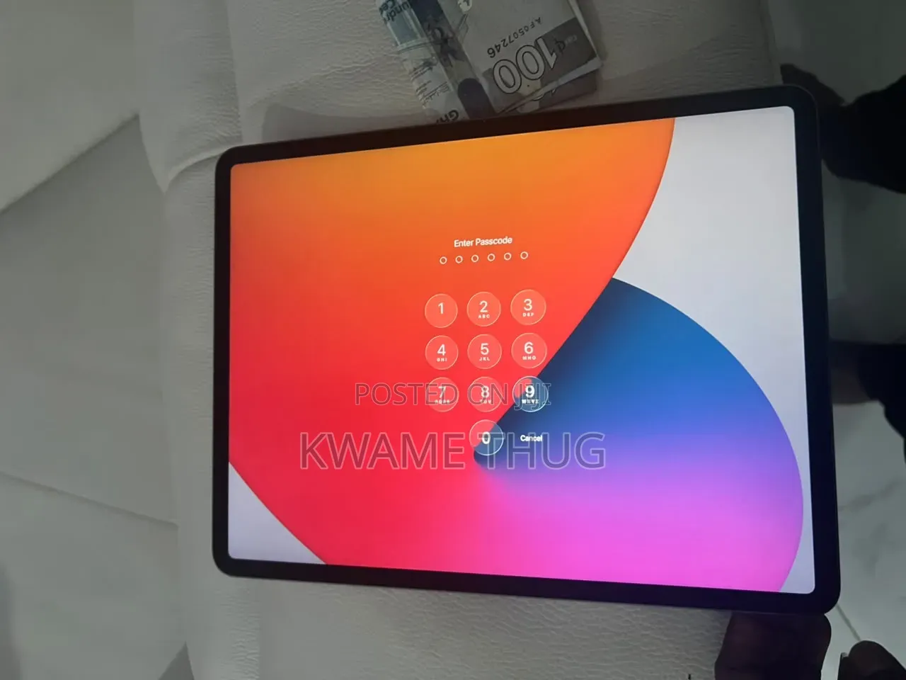 Apple iPad Pro 12.9 (2022) 128 GB Silver