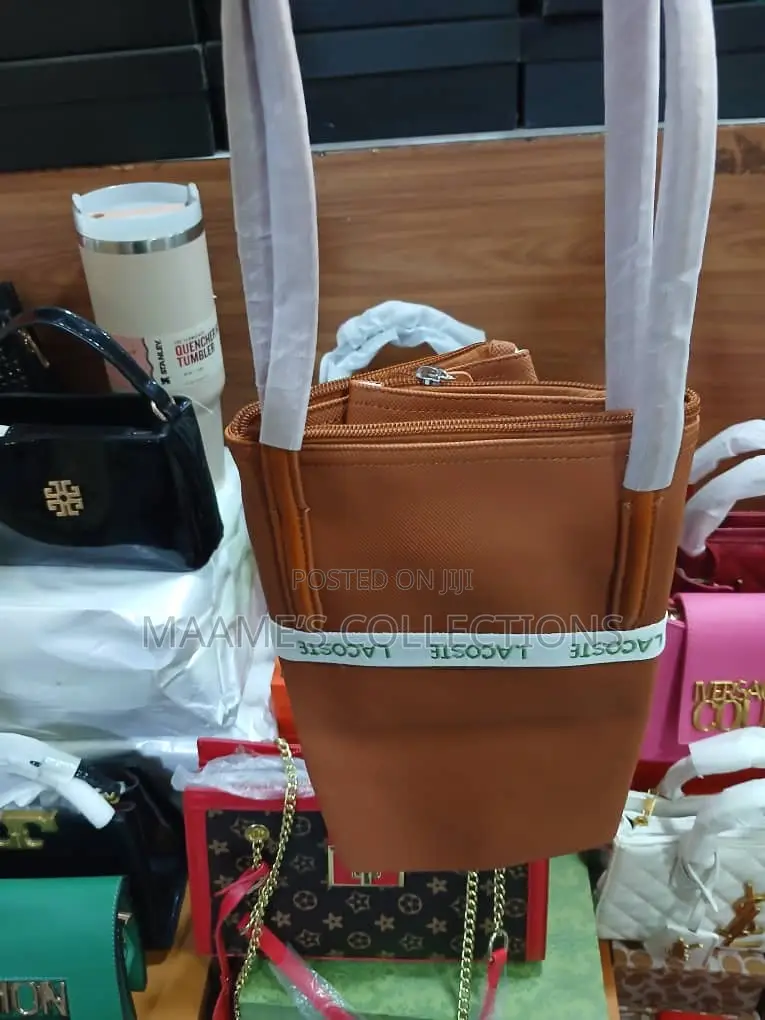Lacoste Ladies Tote Handbag – Stylish Shoulder Bag