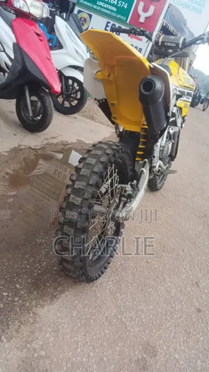 Yamaha 2017 Yellow