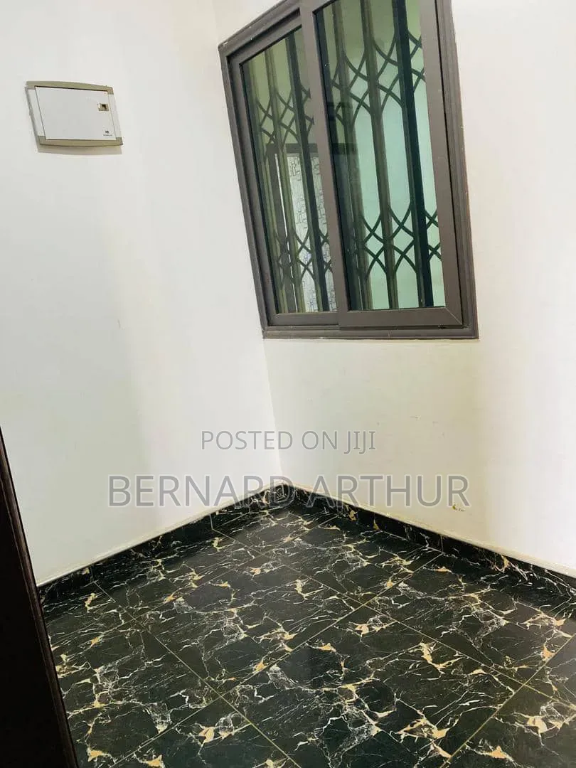 1bdrm Room & Parlour in Bernard Agency, Amasaman for rent
