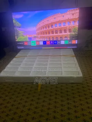 Samsung TV 55 Inches Crystal UHD Smart