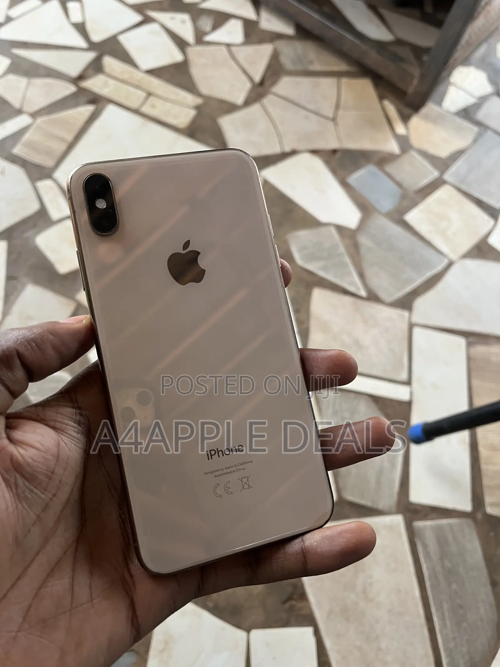 Apple iPhone XS Max 64 GB Gold