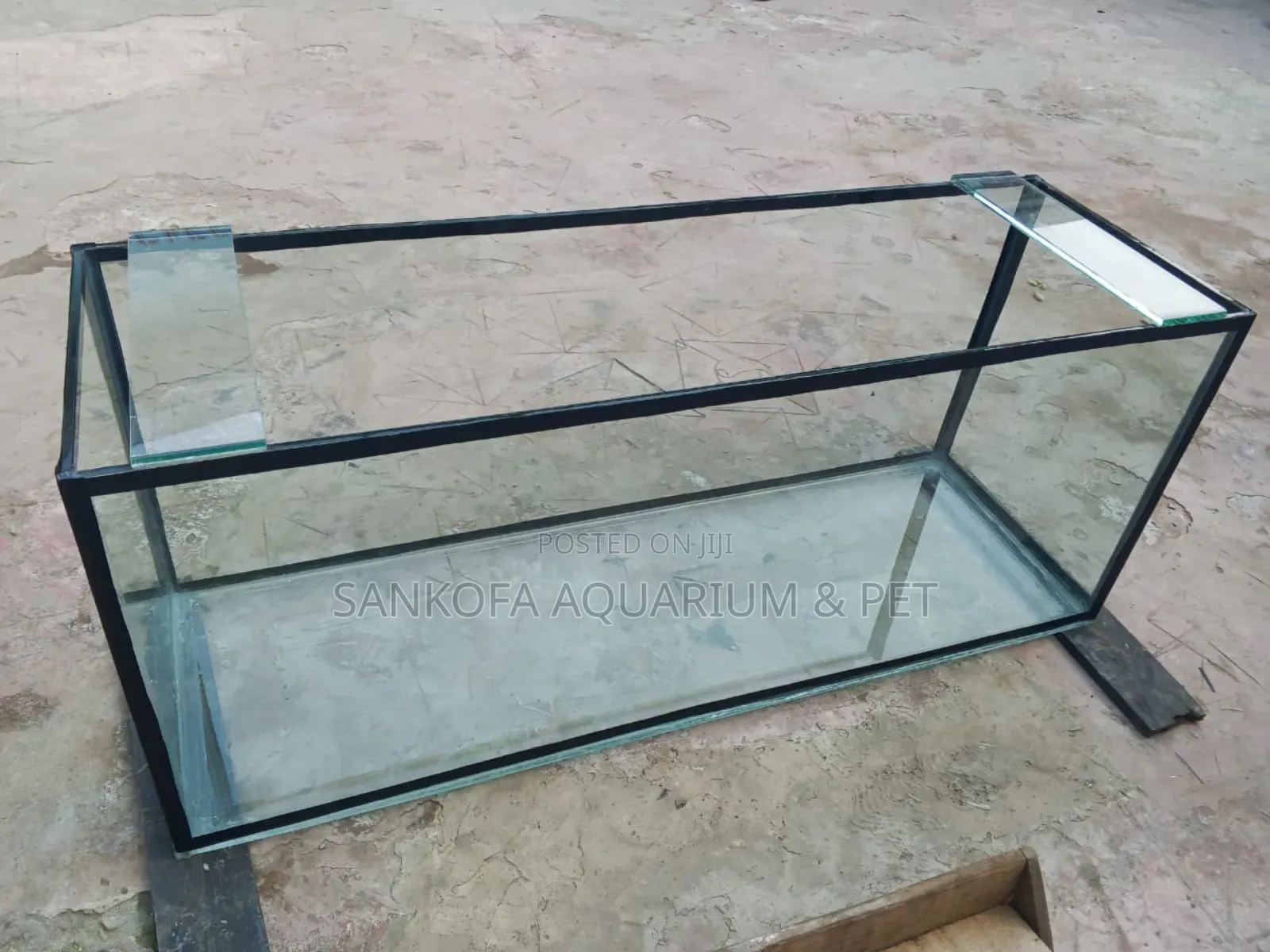 4 Feet Glass Fish Aquarium Tank