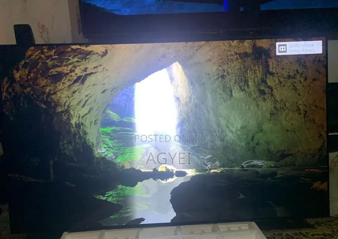 LG 77 Inches OLED Smart 