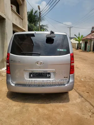 Hyundai H200 2017 Silver