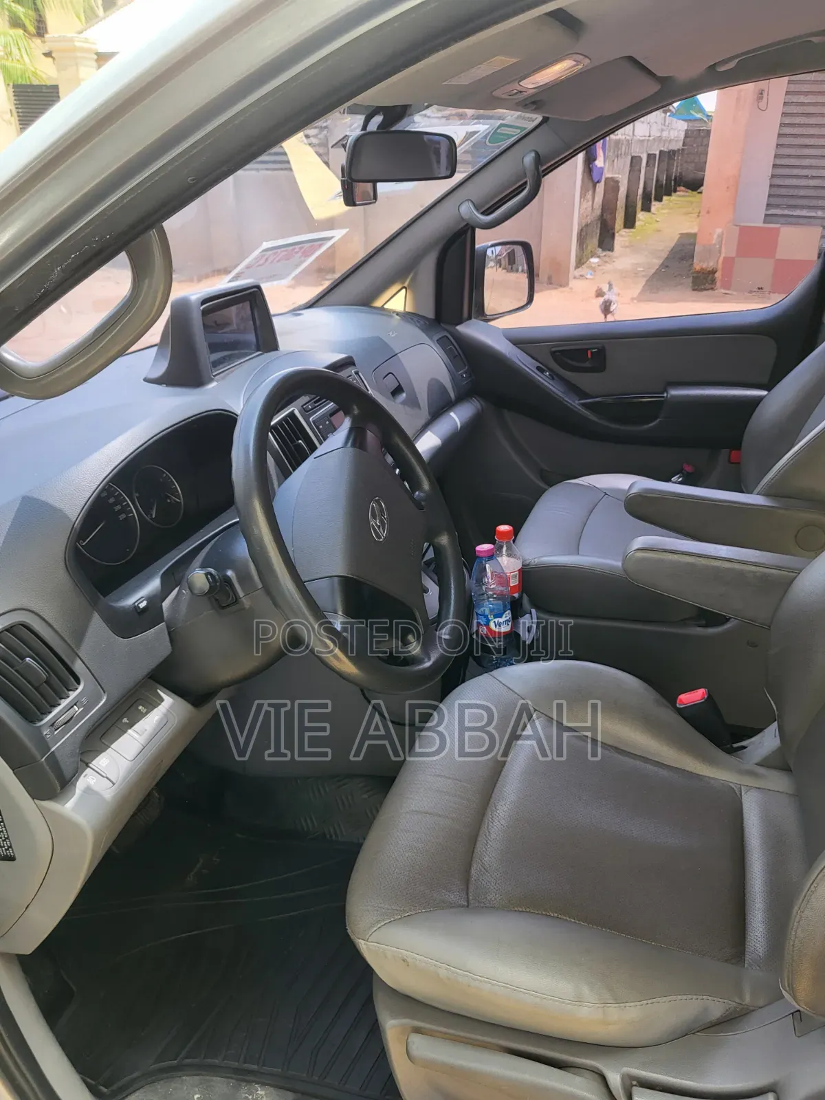 Hyundai H200 2017 Silver