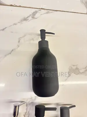 Liquid Bottle Containers 500ml and More