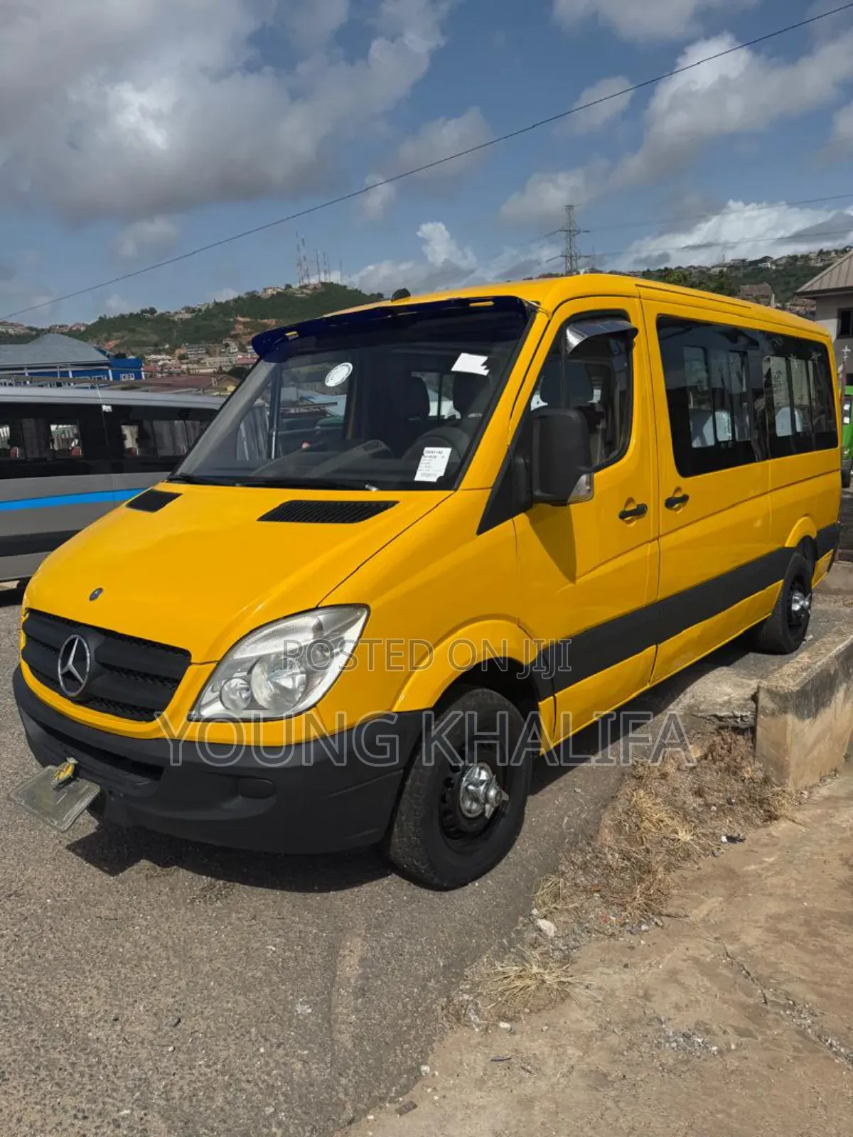 Mercedes-Benz Sprinter 2012 White
