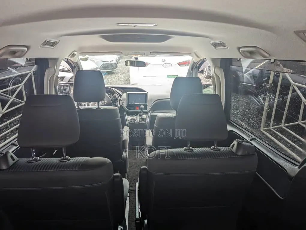 Toyota Voxy 2014 Black