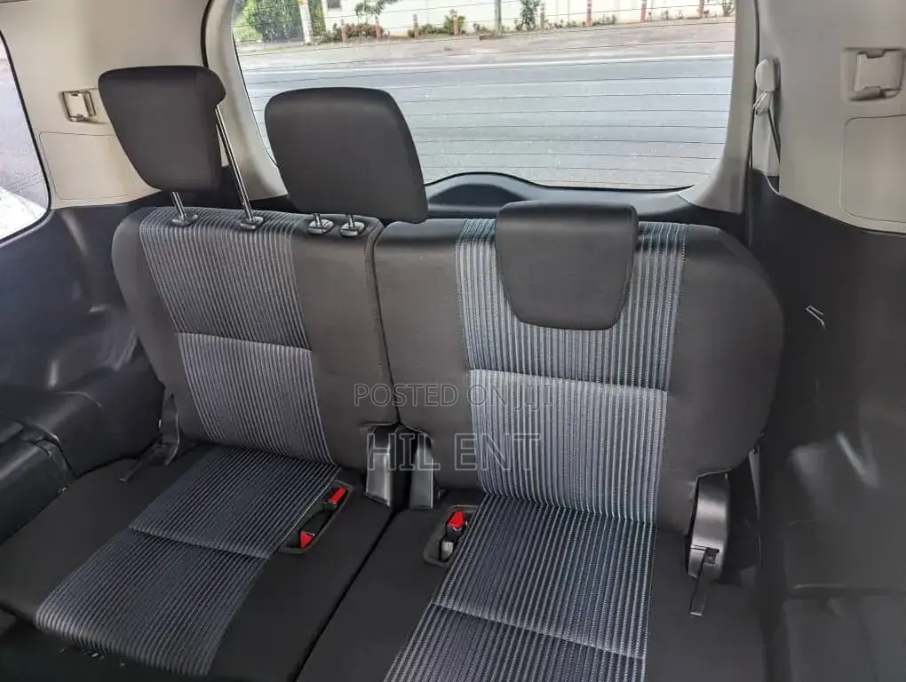 Toyota Voxy 2014 Black